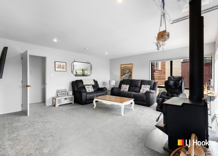  at 10 McFadden Drive, Mosgiel, Mosgiel