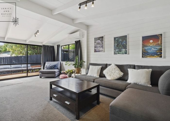  at 2/12 Red Hill Road, Red Hill, Papakura
