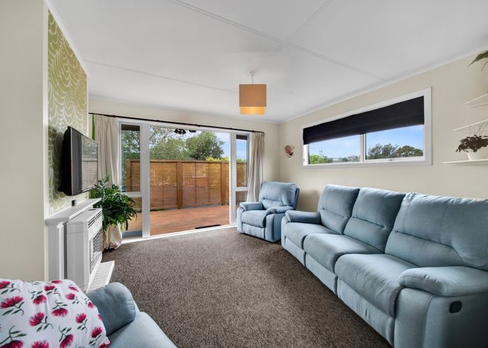  at 2 Newlyn Place, Welbourn, New Plymouth