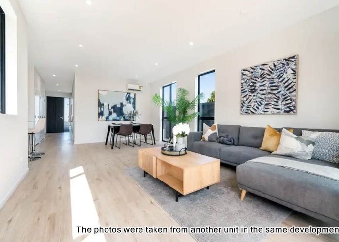  at 6/90 Picasso Drive, West Harbour, Waitakere City, Auckland