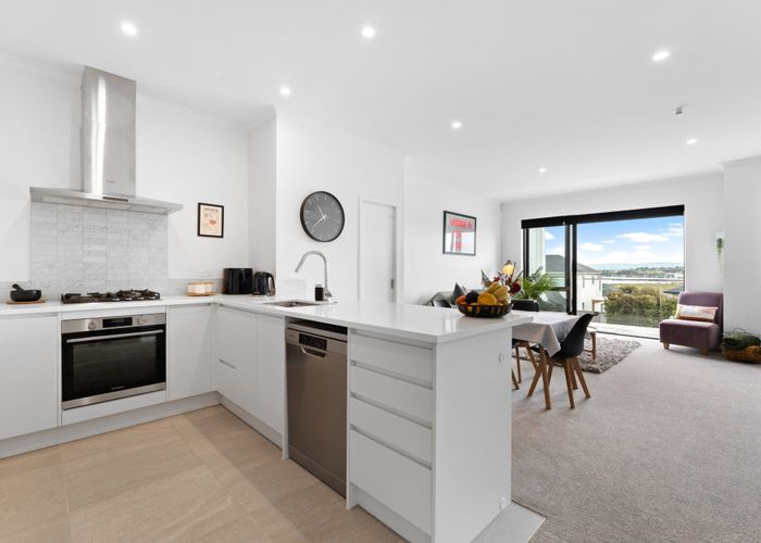  at 27/1 Scott Road, Hobsonville, Waitakere City, Auckland