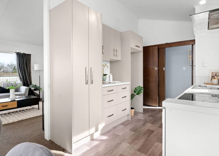  at 4 Elmwood Crescent, Pukete, Hamilton, Waikato