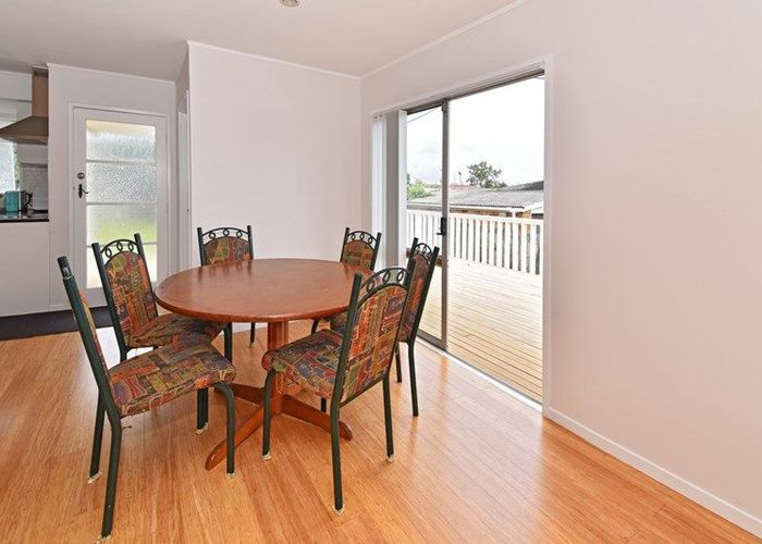  at 11 Pulman Place, Clover Park, Auckland