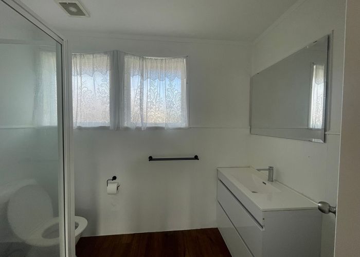  at 2/84 Asquith Avenue, Mount Albert, Auckland City, Auckland