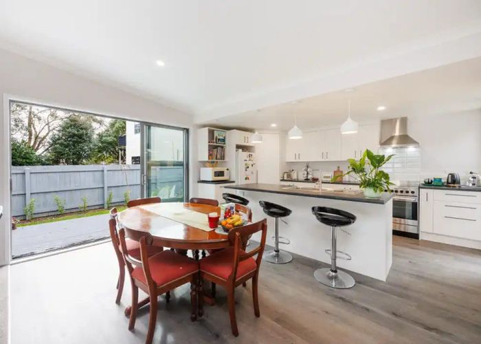  at 5A Aokautere Drive, Fitzherbert, Palmerston North, Manawatu / Whanganui