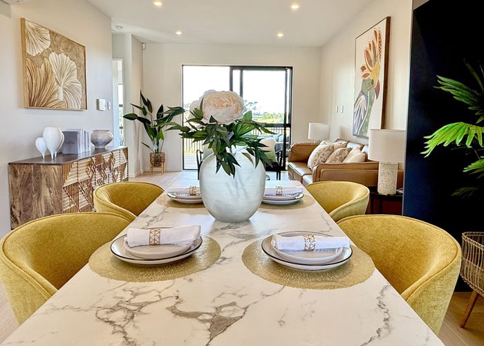  at 32 Paretao Street, Massey, Waitakere City, Auckland