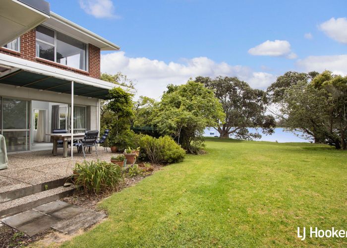  at 10 Roretana Drive, Athenree, Waihi Beach