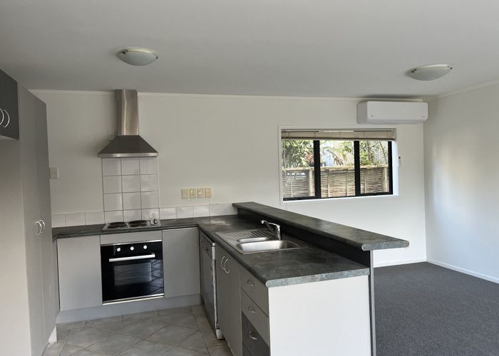  at 28/8 Flynn Street, Birkenhead, North Shore City, Auckland