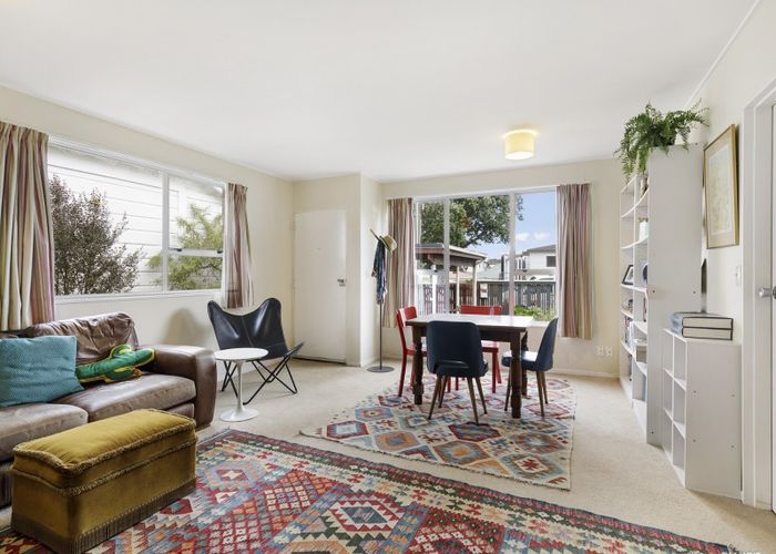  at 8A Childers Terrace, Kilbirnie, Wellington