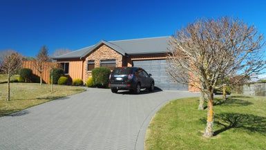  at 7 Carpentras Way, Nukuhau, Taupo
