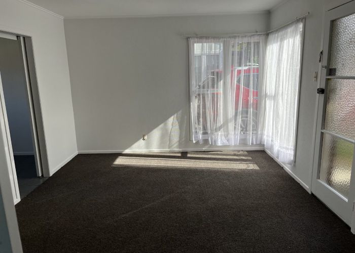  at 5/68 Titirangi Road, New Lynn, Waitakere City, Auckland