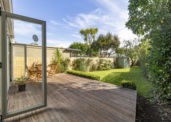  at 2/51 Empire Road, Epsom, Auckland
