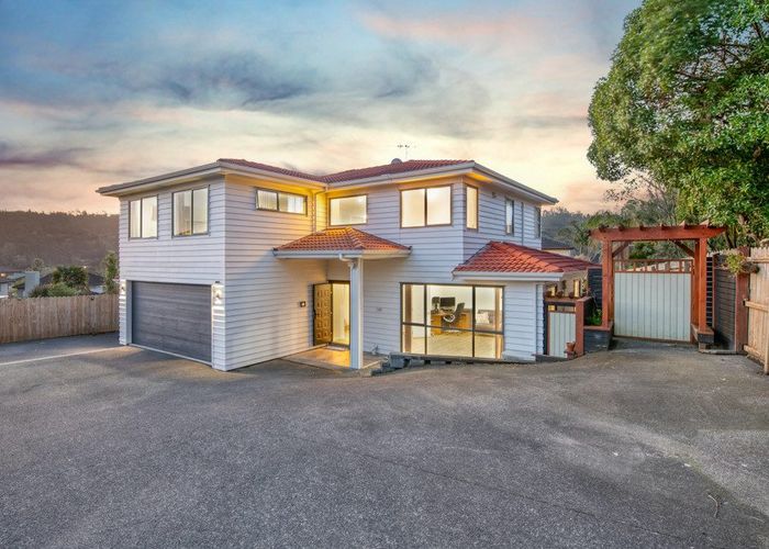  at 21 Mahoney Drive, Albany, Auckland