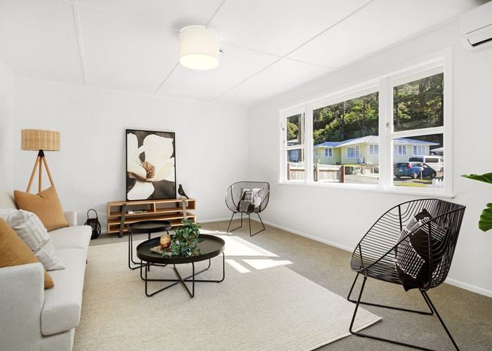  at 4 Shackleton Grove, Stokes Valley, Lower Hutt