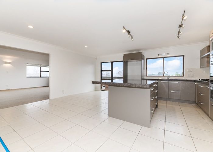  at 9 White Heron Drive, Massey, Auckland