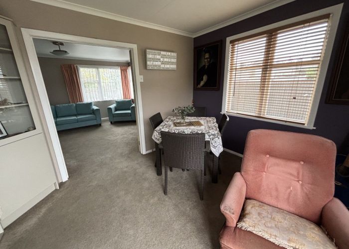  at 8 Stephens Crescent, Highbury, Palmerston North, Manawatu / Whanganui