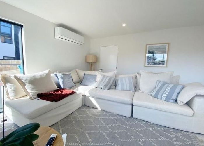  at 1/124 Milton Street, Somerfield, Christchurch