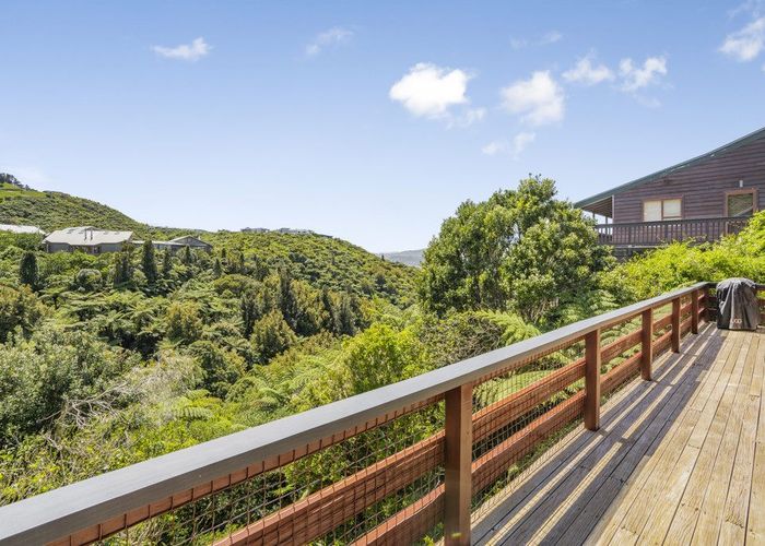  at 6 Kekeno Grove, Tirohanga, Lower Hutt