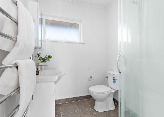  at 1/34 Evelyn, Hillcrest, North Shore City, Auckland