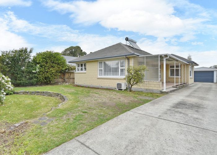  at 98 Bickerton Street, Wainoni, Christchurch City, Canterbury