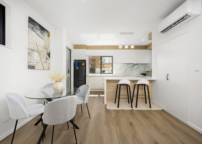  at Unit 1/5 Wastney Road, Alfriston, Manukau City, Auckland
