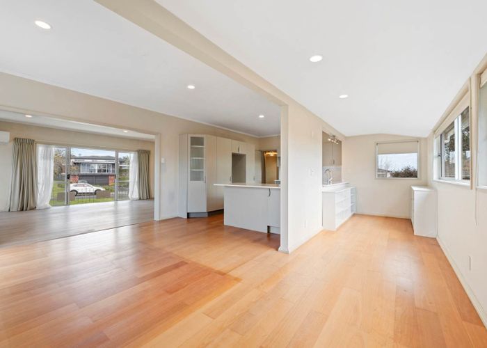  at 5 The Anchorage, Sunnyhills, Manukau City, Auckland