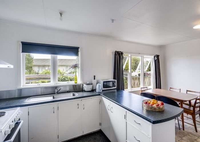  at 6 James Foley Avenue, Pirimai, Napier