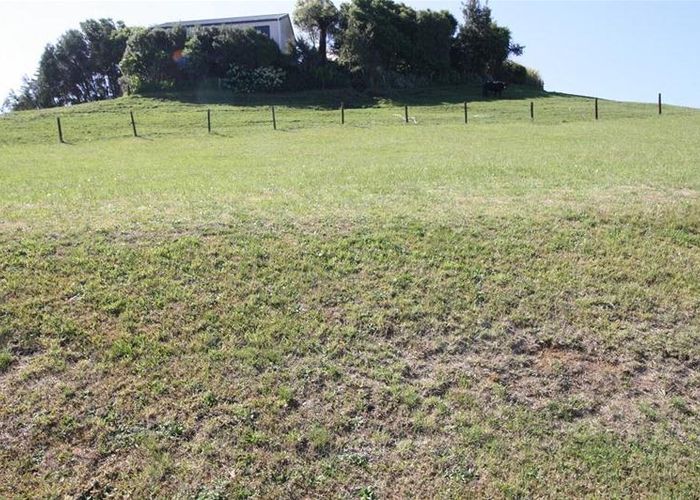  at 10 Ross Place, Whiritoa, Waihi