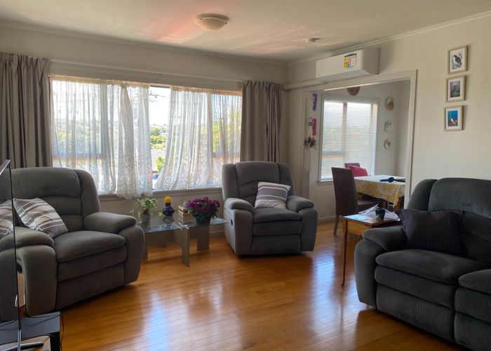  at 6 Dundee Place, Blockhouse Bay, Auckland