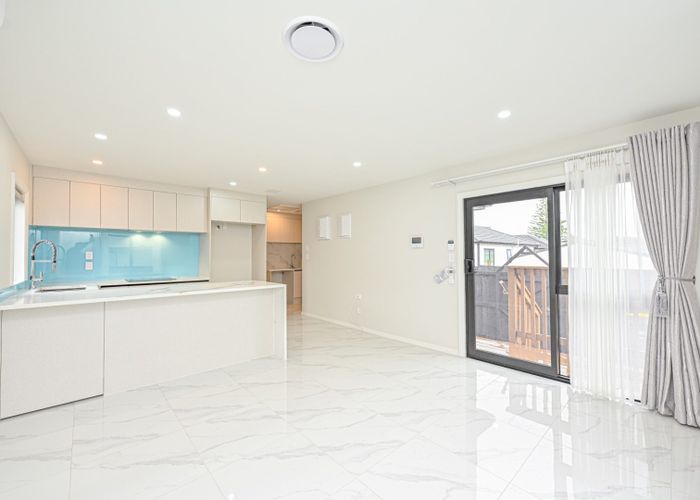  at 3 Quennell Avenue, Favona, Auckland