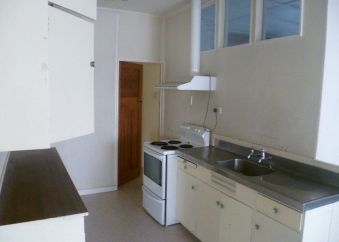  at 1/30 Worcester Street, West End, Palmerston North, Manawatu / Whanganui