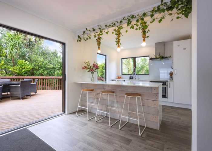  at 3/35 Jaemont Avenue, Te Atatu South, Waitakere City, Auckland