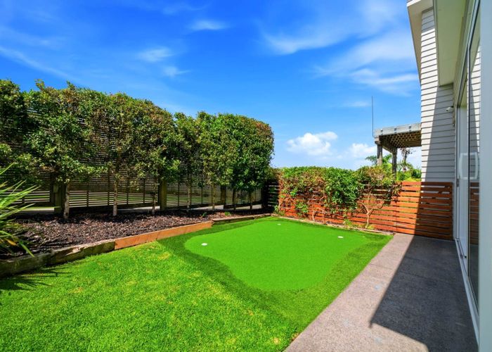  at 1/19 Kiteroa Terrace, Rothesay Bay, North Shore City, Auckland