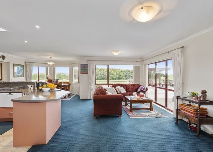 at 88 Pukenamu Road, Te Horo