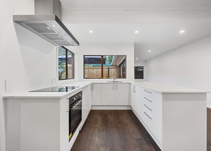  at 24 Godley Road, Green Bay, Waitakere City, Auckland