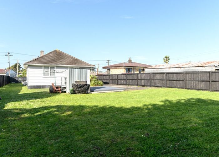  at 33 Sandbrook Avenue, Otara, Auckland