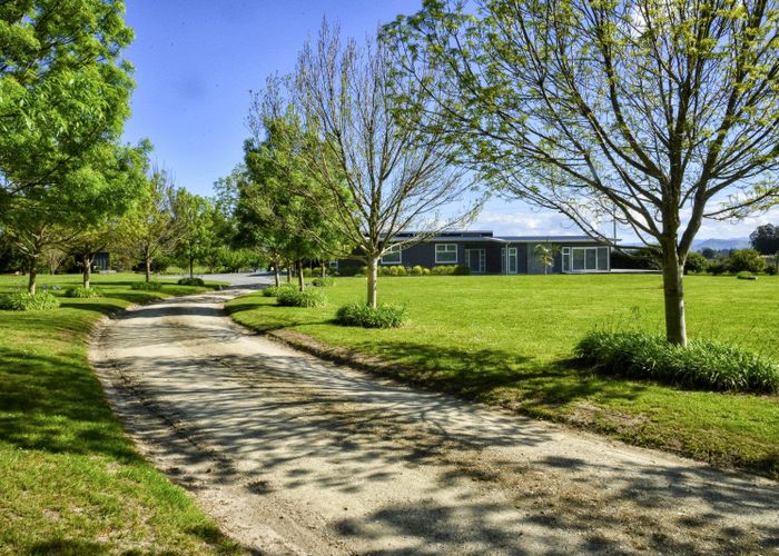  at 32 Royd Road West, Makauri, Gisborne