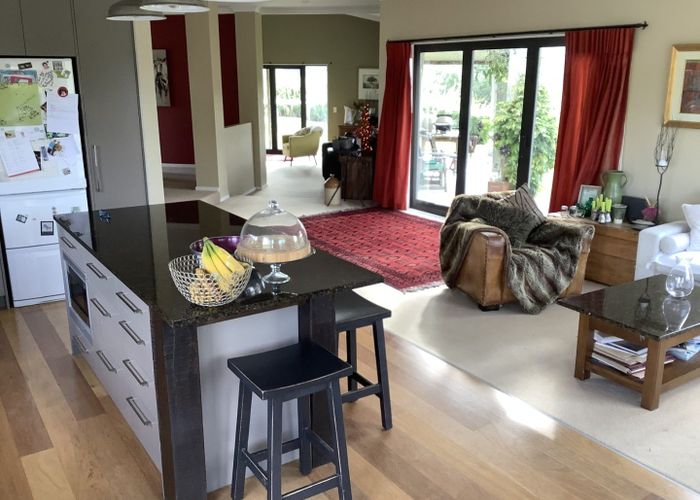  at 83 Hill Road, Bay View, Napier