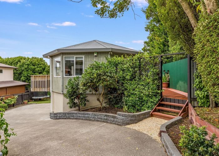  at 13B Peterhouse Street, Tawa, Wellington