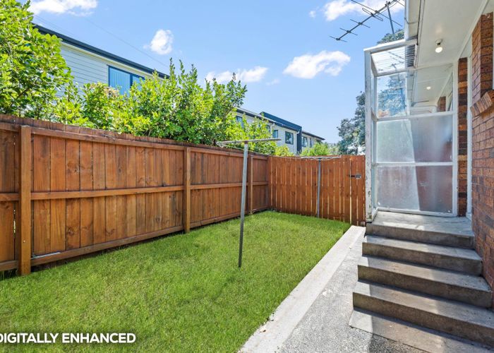  at 2/140 Panama Road, Mount Wellington, Auckland City, Auckland