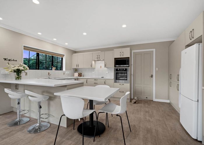  at 6 Chablis Place, Henderson, Waitakere City, Auckland