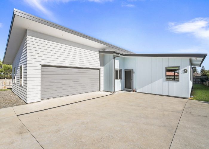  at 9 Forbes Road, Foxton Beach, Horowhenua, Manawatu / Whanganui