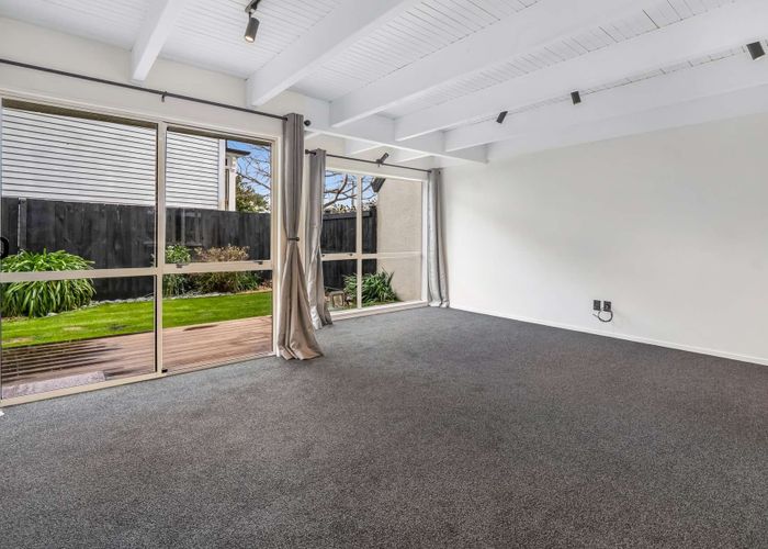  at 2/40 Ranfurly Street, Merivale, Christchurch City, Canterbury