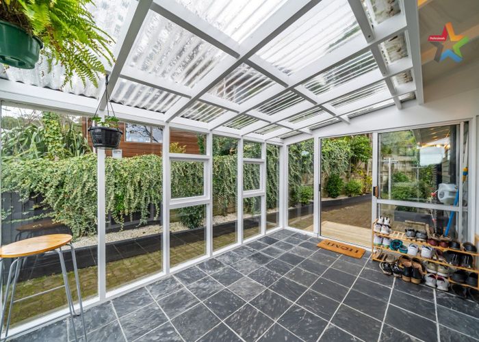  at 4 Westpoint Avenue, Harbour View, Lower Hutt