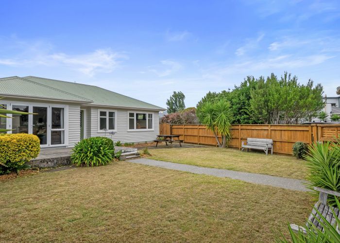  at 82 Alexander Road, Raumati Beach, Paraparaumu