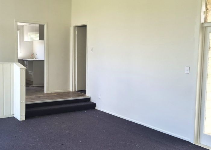  at 4 Jukes Place, Otara, Manukau City, Auckland