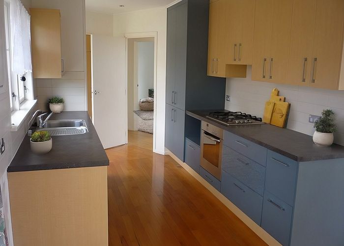  at 19 Rodney Street, Howick, Auckland
