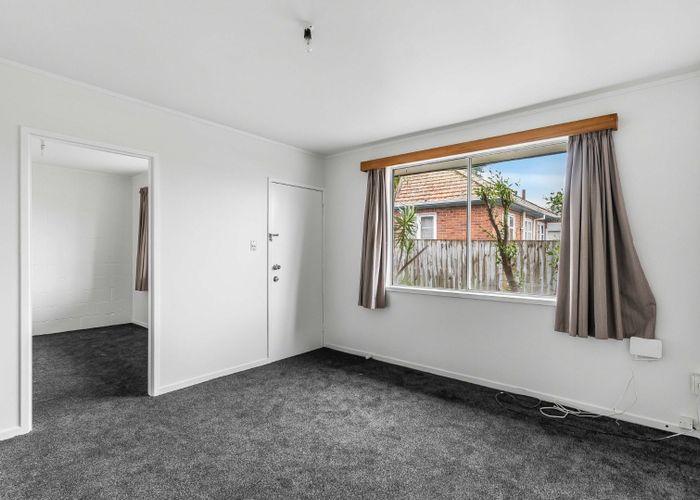  at 2/58 Kiwitea Street, Sandringham, Auckland City, Auckland