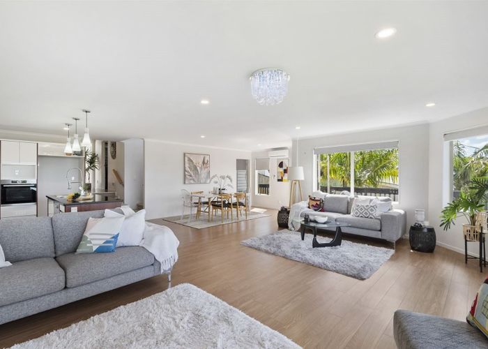  at 941 East Coast Road, Torbay, North Shore City, Auckland