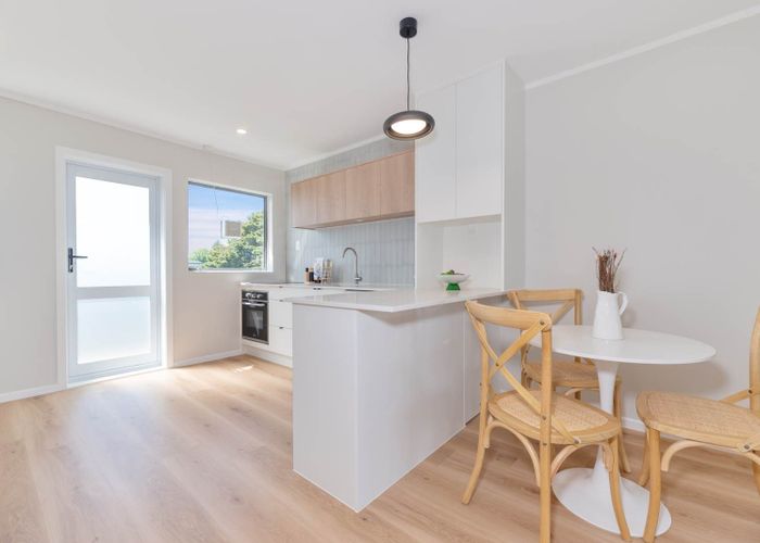  at 13/19A Verbena Road, Birkdale, North Shore City, Auckland